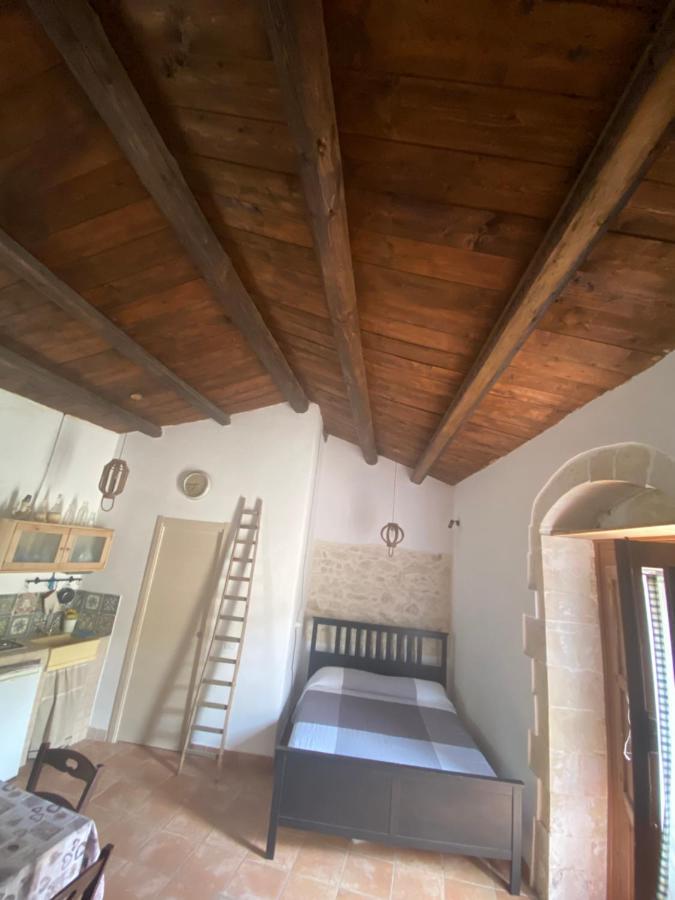 帕拉佐洛阿克雷伊德Casa Martina别墅 外观 照片