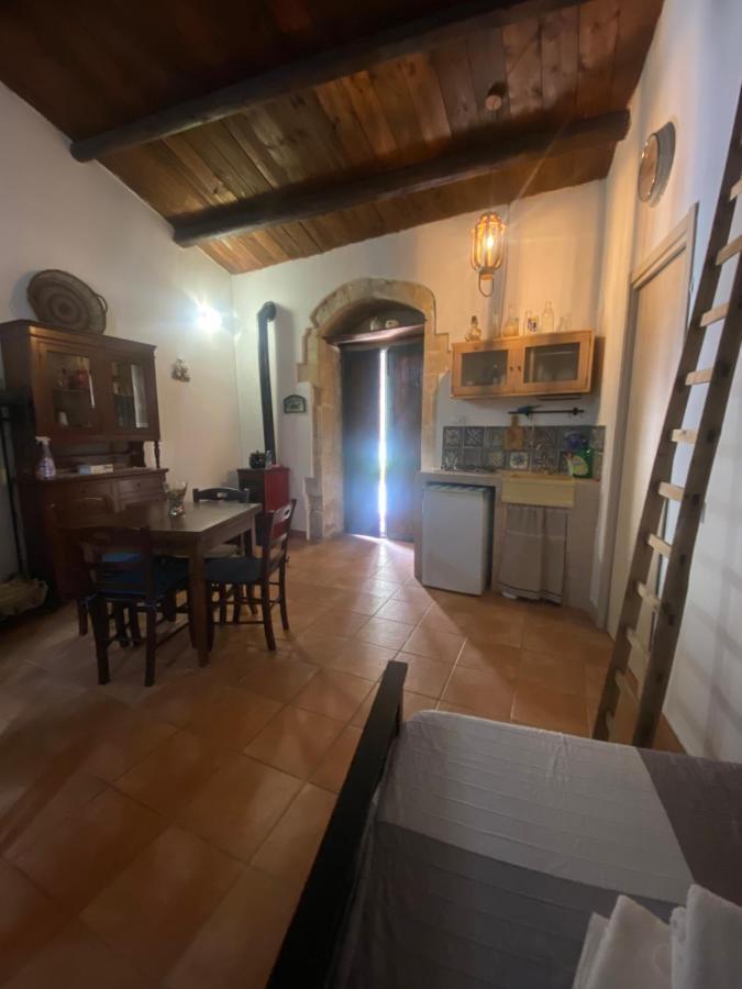 帕拉佐洛阿克雷伊德Casa Martina别墅 外观 照片